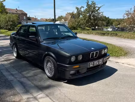BMW Série 3 325i
