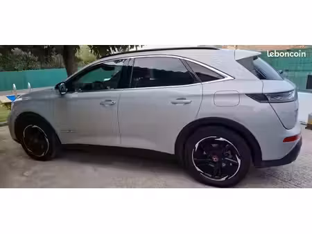 DS 7 E Tense 1.6 225 Performance Line