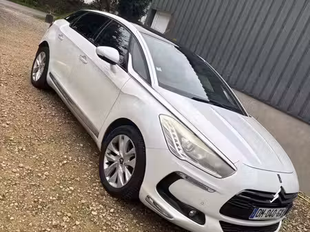 DS 5 1.6 HDi 120