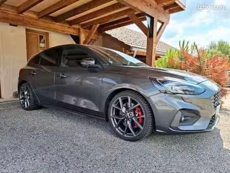 Ford Focus ST 2.3 280
