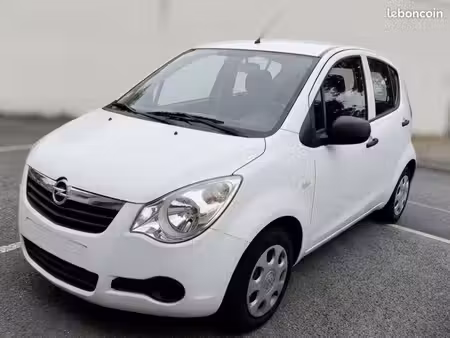Opel Agila 1.0 68