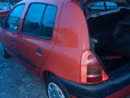 Renault Clio 1.4 98