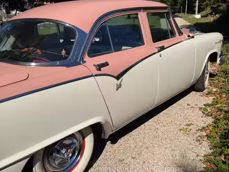 Dodge Custom