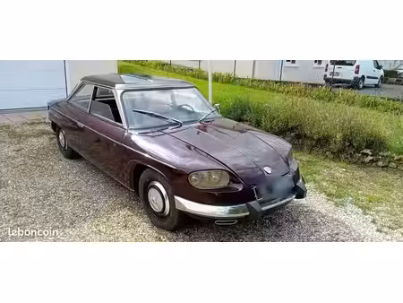 Panhard 24