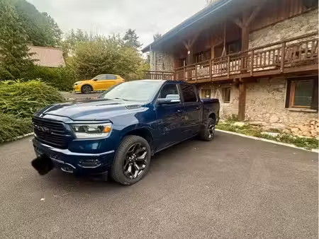 Dodge RAM 1500 V8 5.7