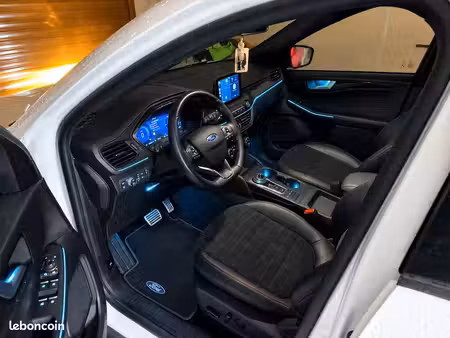 Ford Kuga 2.5 225