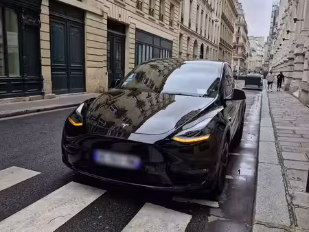 Tesla Model Y Grande Autonomie 275 4x4