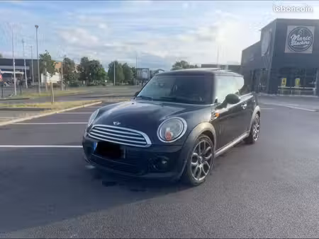 Mini Mini Cooper D 1.6 90
