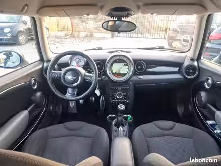 Mini Mini Cooper SD 2.0 143