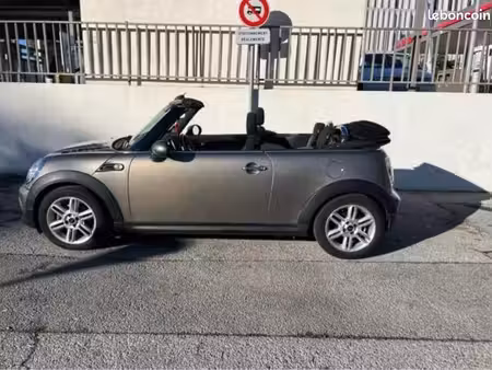 Mini Cabrio Cooper 1.6 122