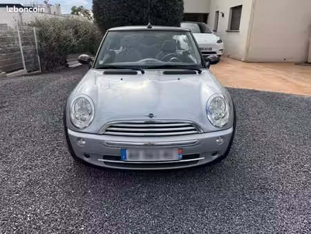 Mini Cabrio Cooper 1.6 115