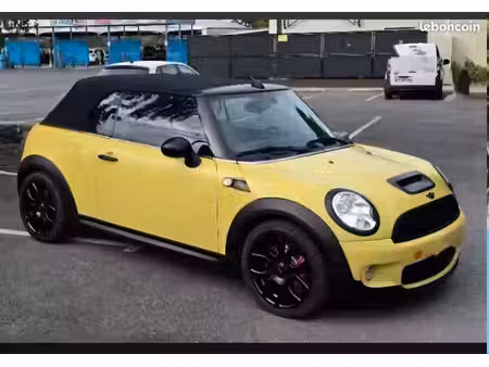 Mini Cabrio John Cooper Works 1.6 THP 211