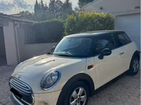Mini Mini Cooper 1.5 136 Red Hot Chili