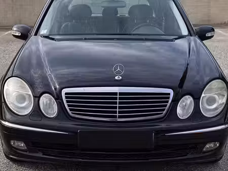 Mercedes-Benz Classe E E 220 2.1 150