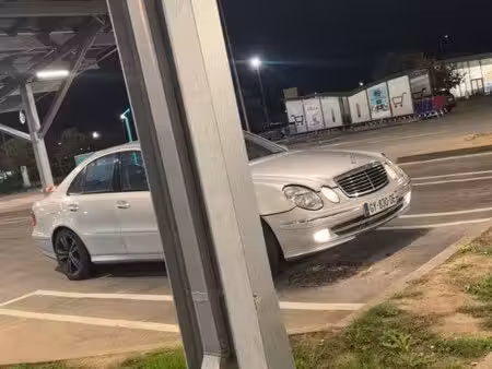 Mercedes-Benz Classe E E 220 2.1 150