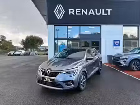 Renault Arkana E-Tech 1.6 145 Evolution