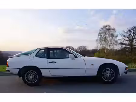Porsche 924