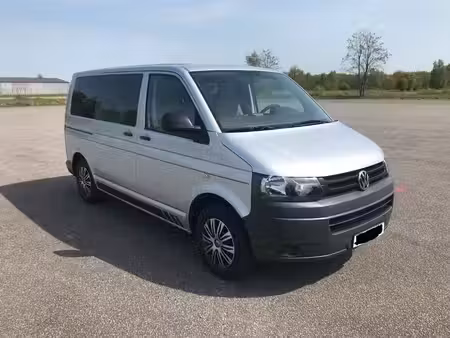 Volkswagen Transporter T5 2.0 TDI 102