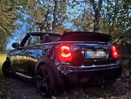 Mini Cabrio John Cooper Works 2.0