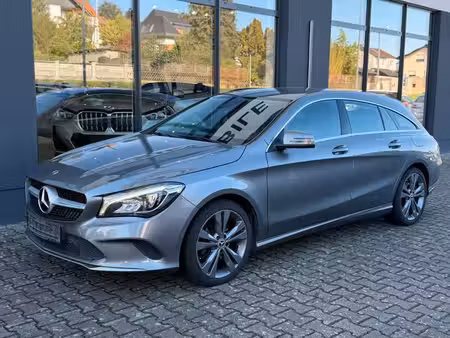 Mercedes-Benz CLA 220 2.0 184 4Matic