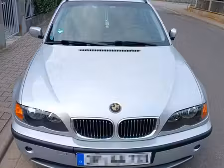 BMW Série 3 320i 2.2 170