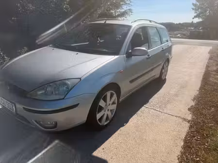 Ford Focus 1.8 TDDi 90