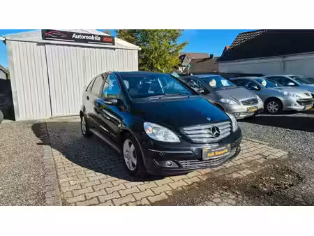 Mercedes-Benz Classe B B 200 2.0 136
