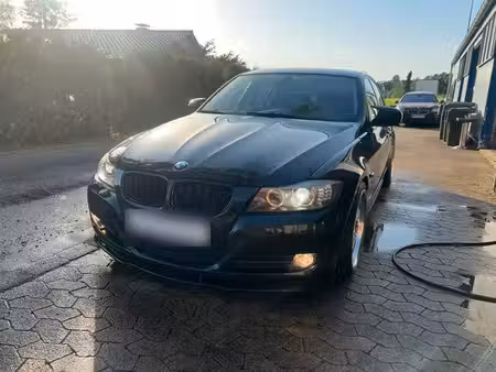 BMW Série 3 318i 2.0 143