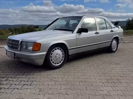 Mercedes-Benz 190 