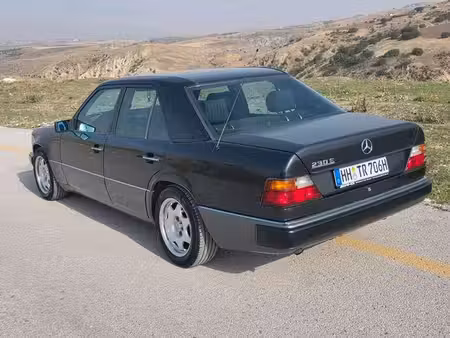 Mercedes-Benz Classe E 230 E