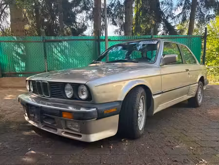 BMW Série 3 325IS