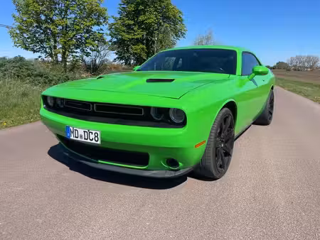 Dodge Challenger 
