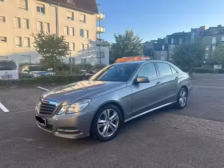 Mercedes-Benz Classe E E 200 Avantgarde