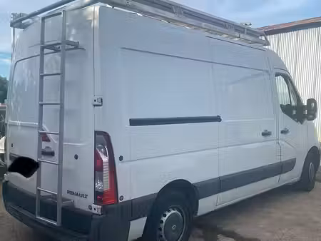 Renault Master 2.3 dCi 130