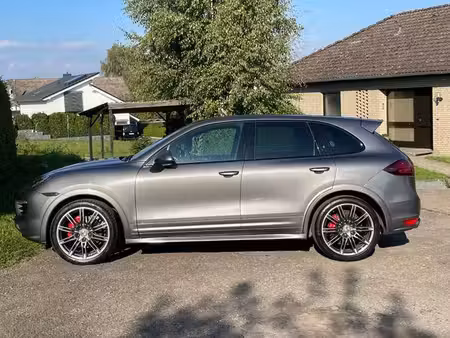 Porsche Cayenne GTS V8 4.8 420 4x4