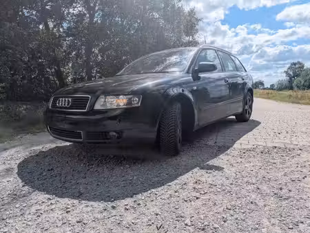 Audi A4 1.6 102