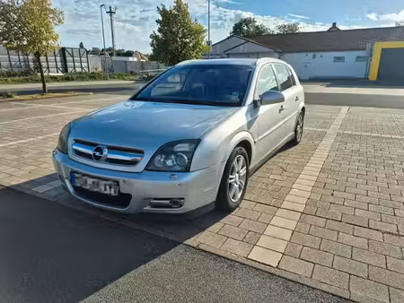 Opel Signum 2.2 155 Elegance