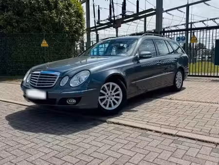 Mercedes-Benz Classe E E 220 2.1 CDI 150 Elegance