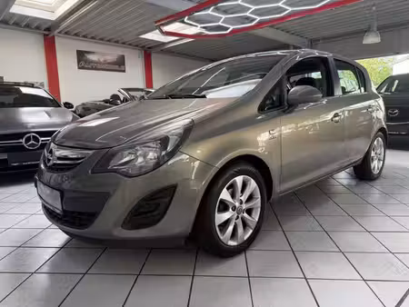 Opel Corsa 1.4 87