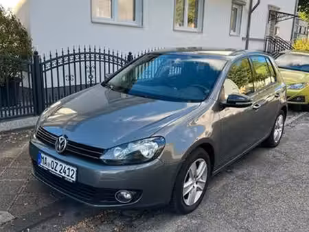 Volkswagen Golf 1.6 102