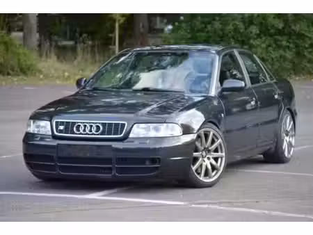 Audi A4 S4 V6 2.7 T 265 quattro