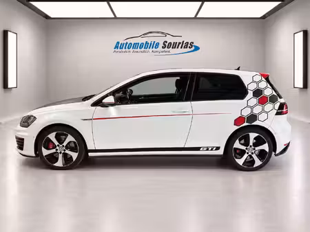 Volkswagen Golf GTI 2.0 TSI 230 Performance