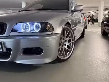 BMW Série 3 320i 2.2 170