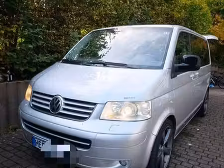 Volkswagen Transporter T5 2.5 TDI 174 Highline