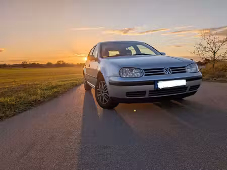 Volkswagen Golf 1.4 75