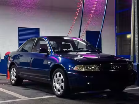 Audi A4 1.6 102