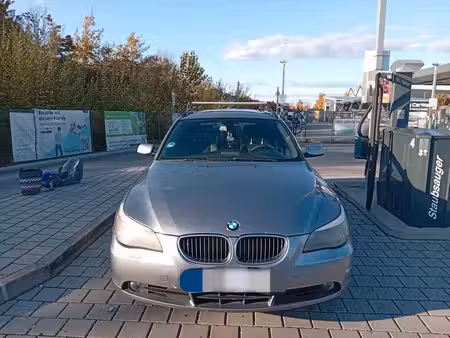 BMW Série 5 530d 3.0 235