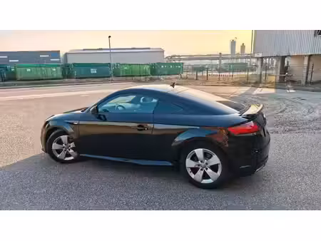 Audi TT 2.0 TFSI 230 quattro