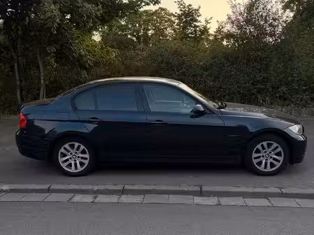 BMW Série 3 318d 2.0 122