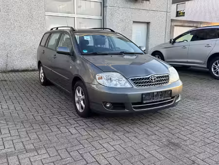 Toyota Corolla 1.6 110 Sol